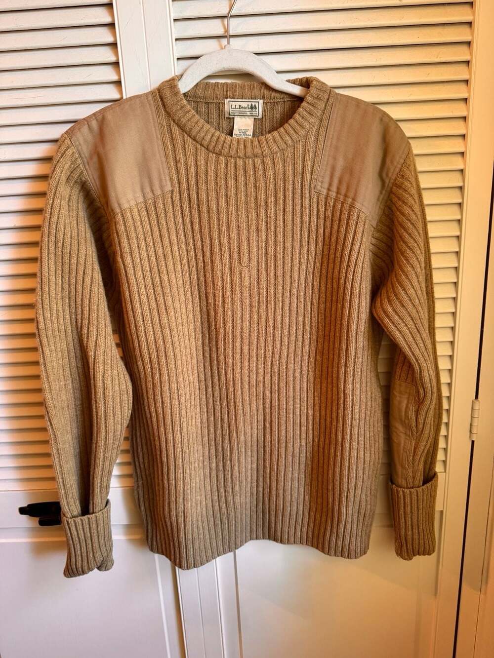 L.L. Bean Commando Sweater Men's Medium Merino Lambswool Brown Crewneck Patches